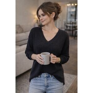 American Eagle Black Waffle Knit V Neck Sweater Cozy Lightweight Size S